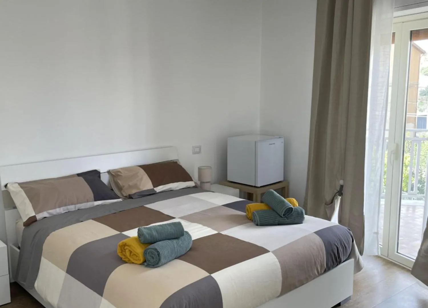 Mama B&B Agira Bed & Breakfast