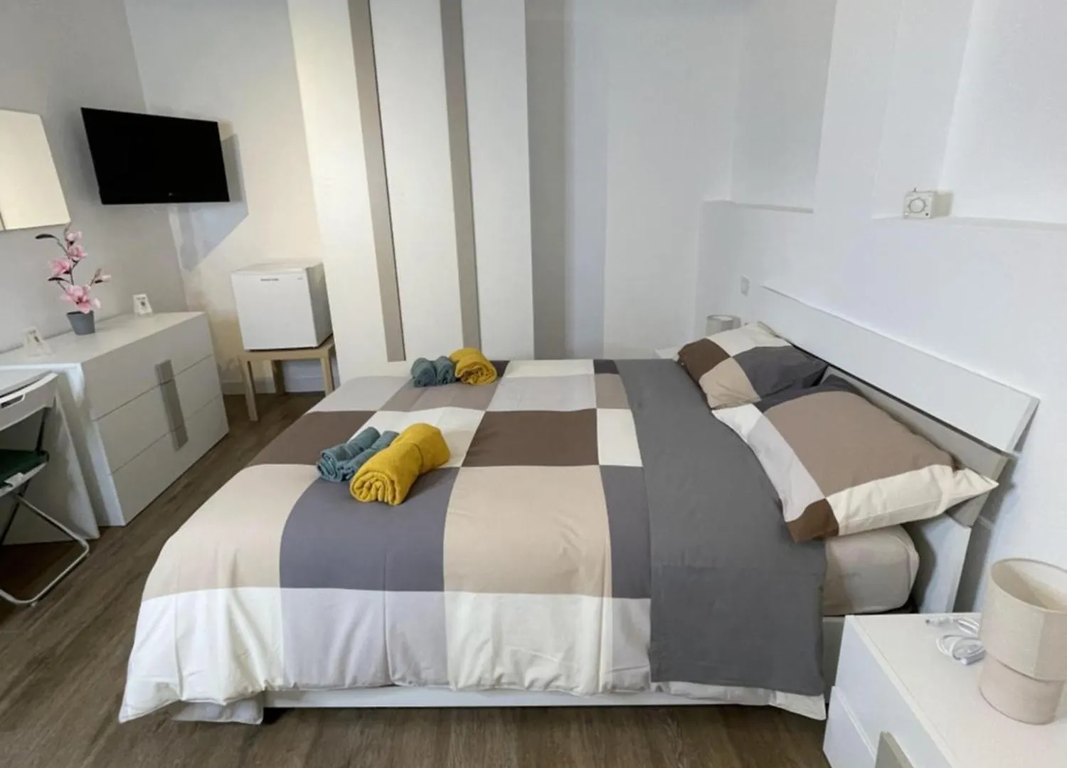 Bed & Breakfast Mama B&B Agira
